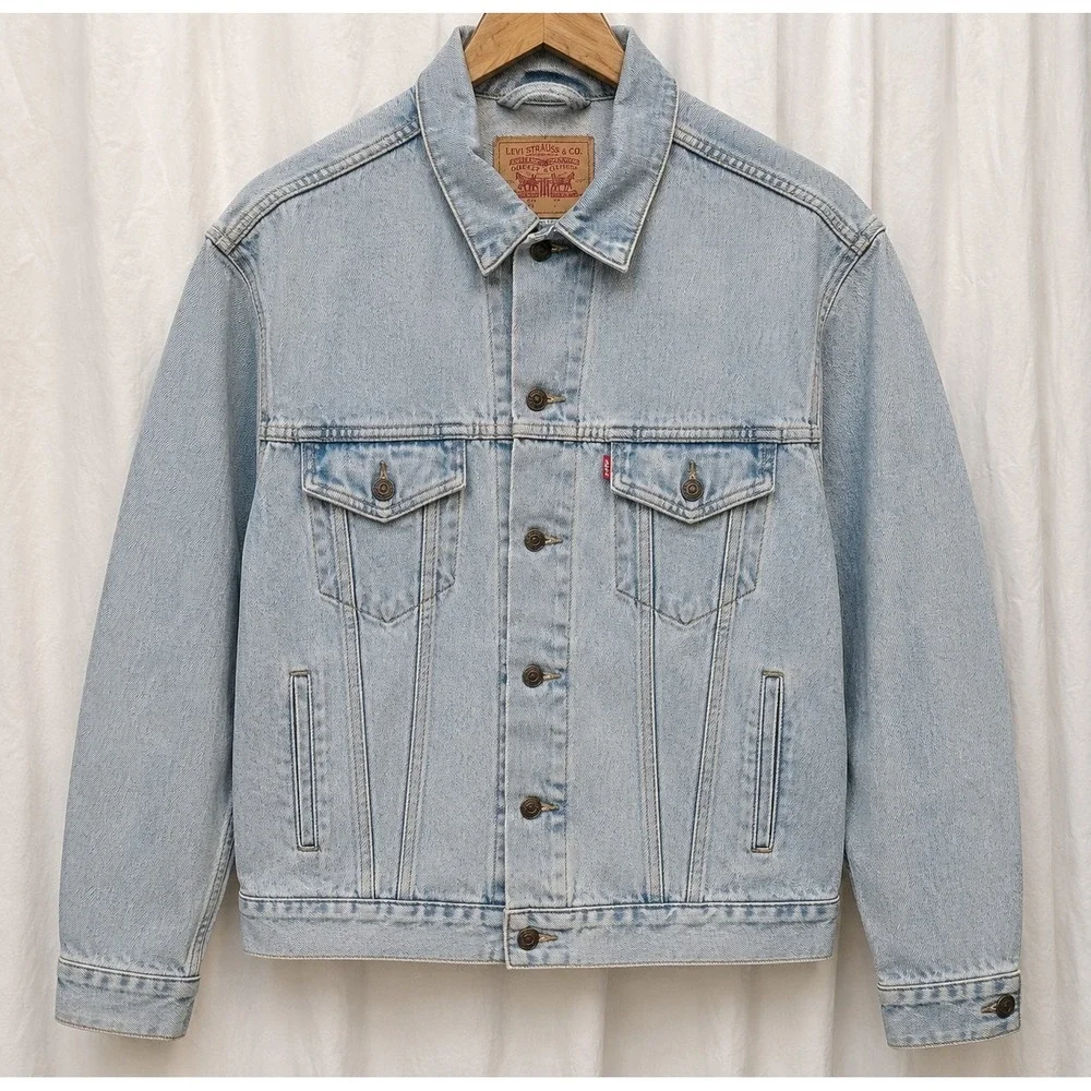 Levi's Men's Denim Trucker Jacket Light Wash Button Up Classic Jean Coat L